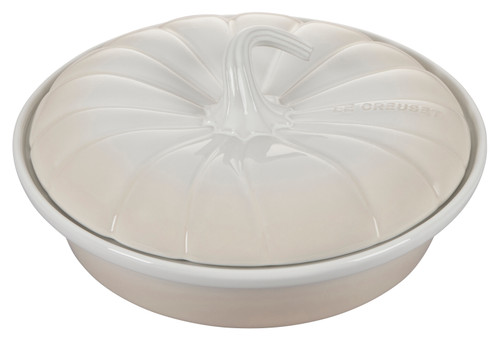 Le Creuset Pumpkin Pie Dish With Lid - Meringue