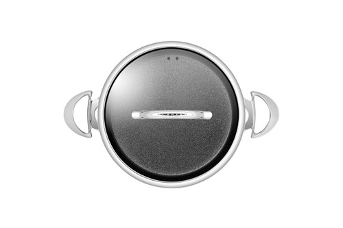 Scanpan Haptiq STRATANIUM+ 7 1/2 qt. Nonstick Dutch Oven
